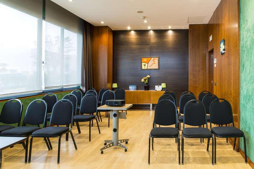 Sercotel Ab Rivas מתקנים תמונה